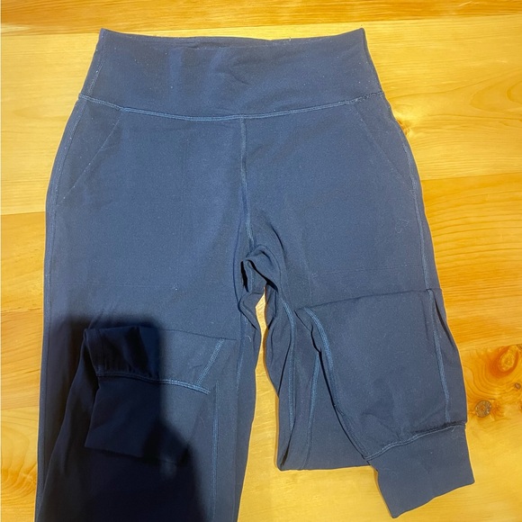 ALIGN HI RISE JOGGER NAVY - Picture 2 of 5